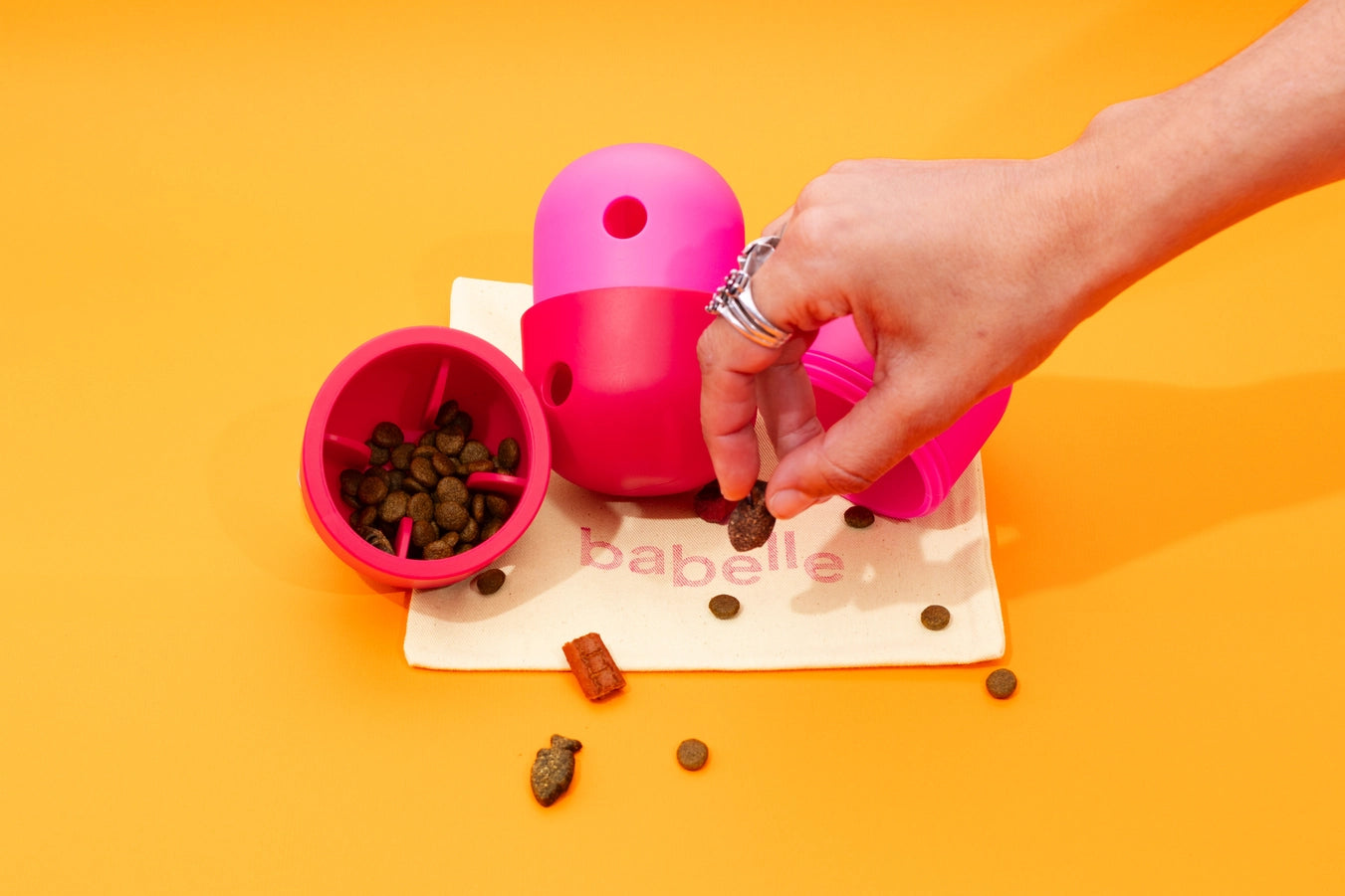 The Fun Feeder Snackdispenser - Babelle